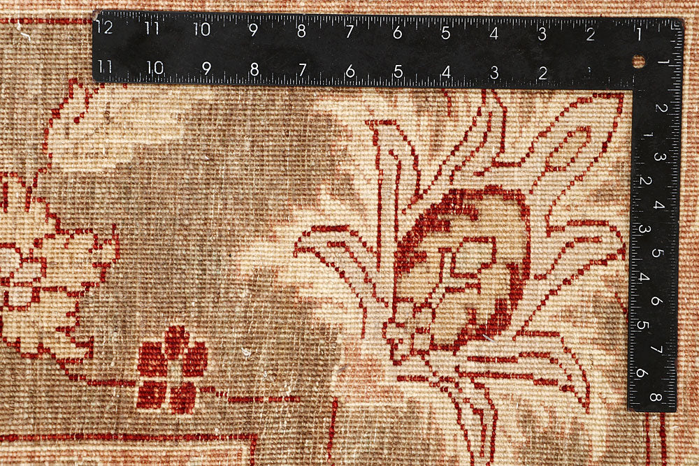 Bisque Ziegler 7' 10 x 9' 8 - No. 65829 - ALRUG Rug Store