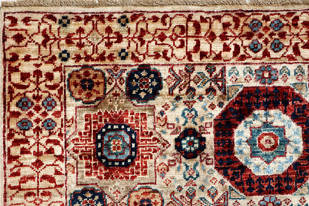 Floral White Mamluk 3' 3 x 4' 11 - No. 65920 - ALRUG Rug Store