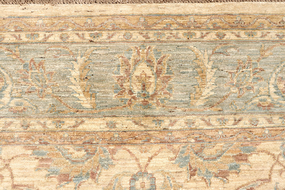 Bisque Ziegler 7' 9 x 9' 4 - No. 66373 - ALRUG Rug Store