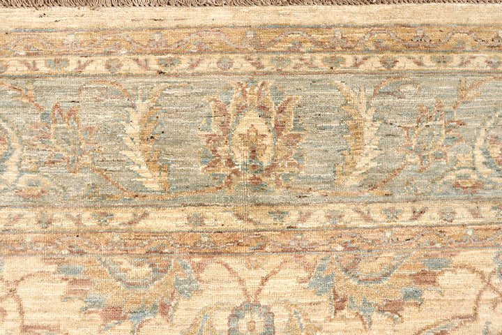 Bisque Ziegler 7' 9 x 9' 4 - No. 66373 - ALRUG Rug Store