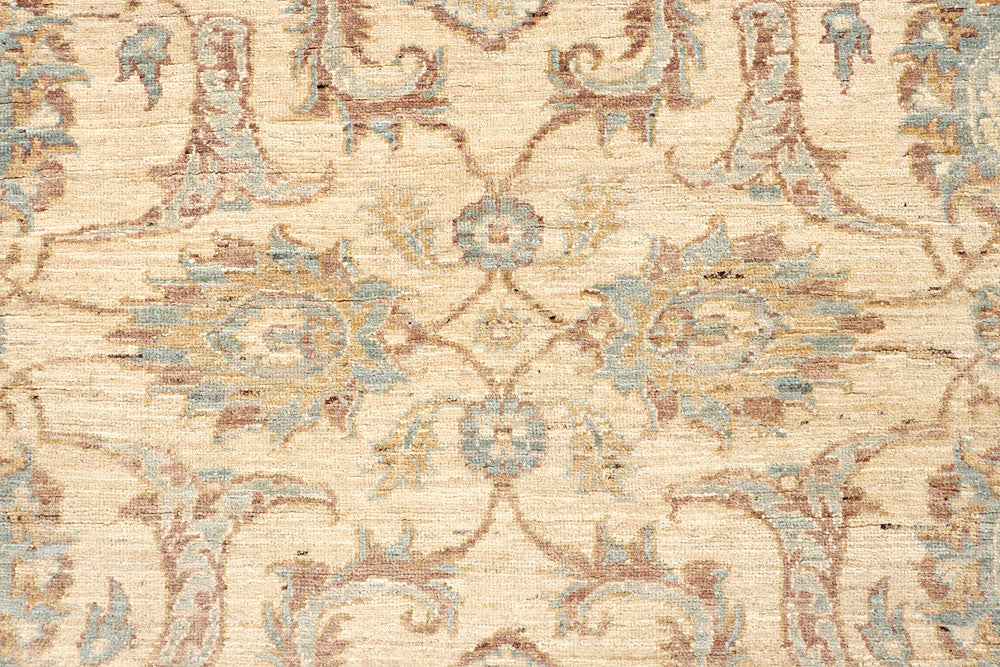 Bisque Ziegler 7' 9 x 9' 4 - No. 66373 - ALRUG Rug Store
