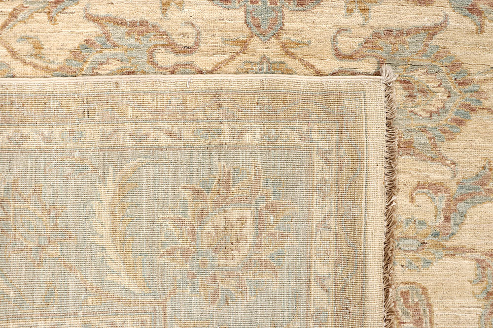 Bisque Ziegler 7' 9 x 9' 4 - No. 66373 - ALRUG Rug Store