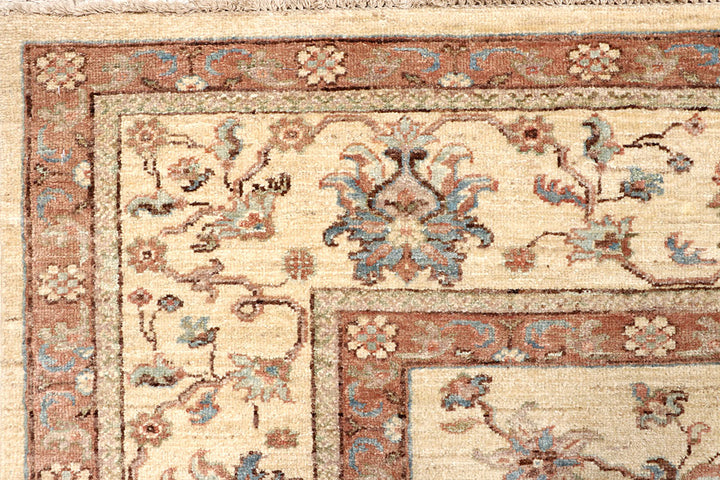 Bisque Ziegler 8' x 10' 2 - No. 66376 - ALRUG Rug Store