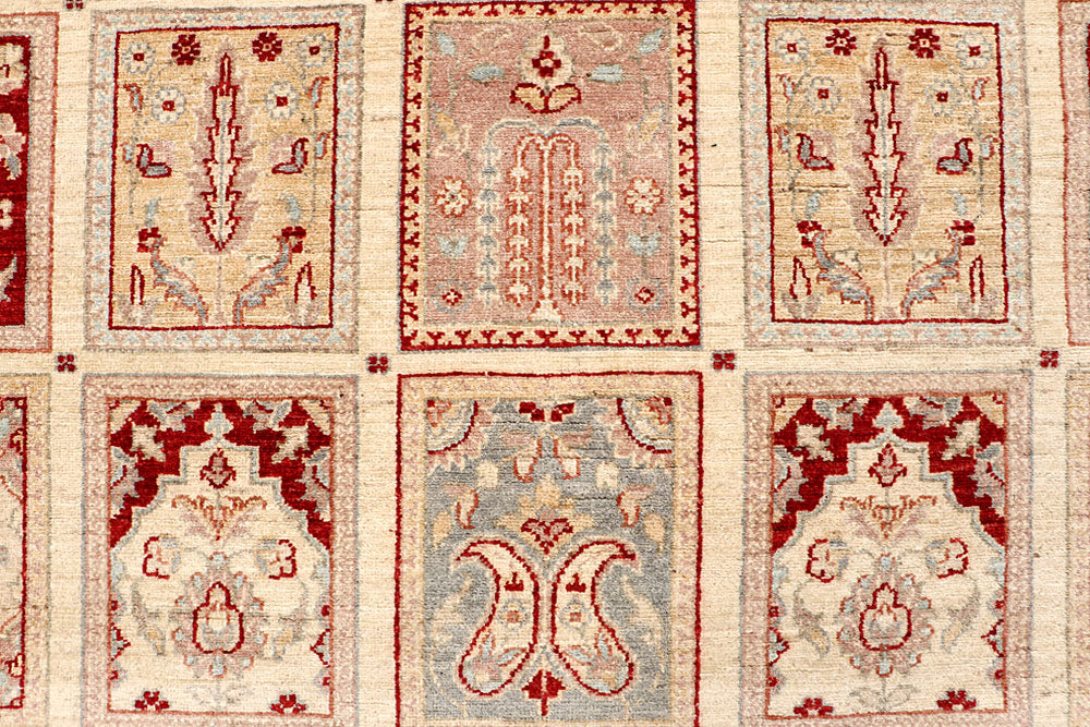 Multi Colored Ziegler 7' 8 x 9' 7 - No. 66386 - ALRUG Rug Store