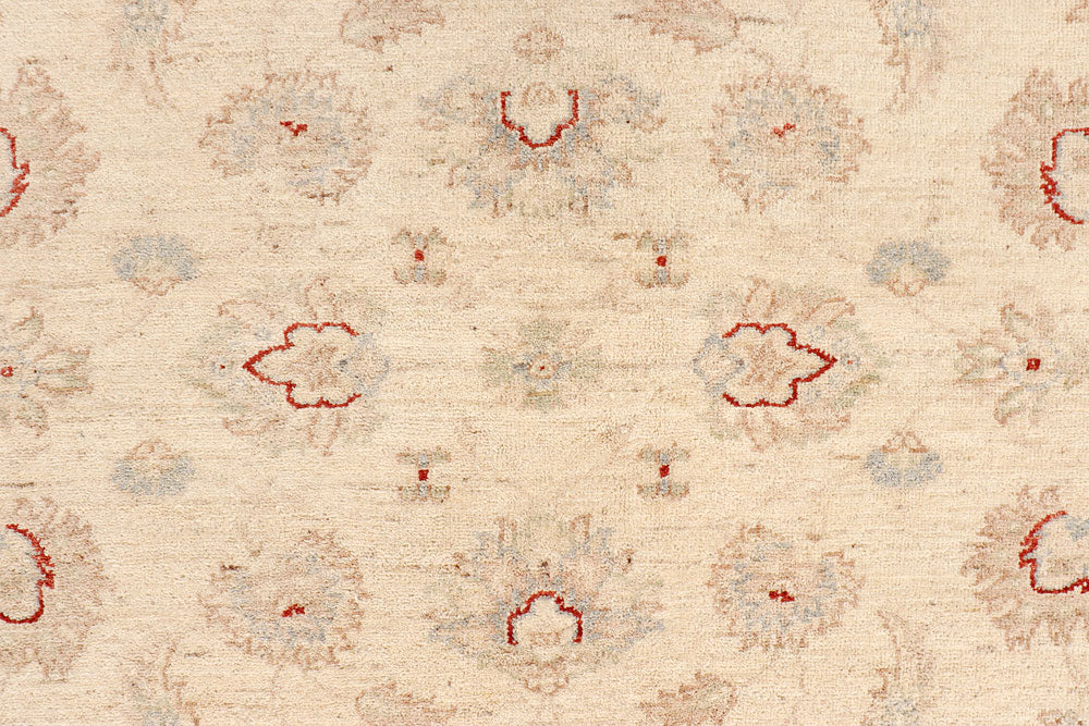 Bisque Ziegler 5' 7 x 8' - No. 66445 - ALRUG Rug Store