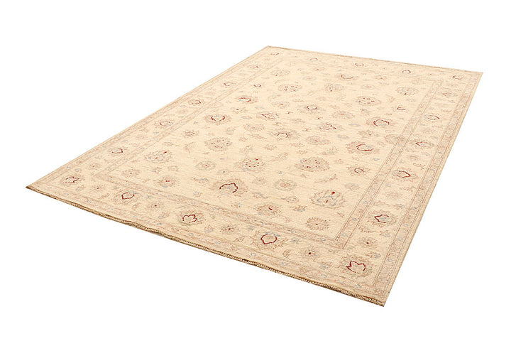 Bisque Ziegler 5' 7 x 8' - No. 66445 - ALRUG Rug Store