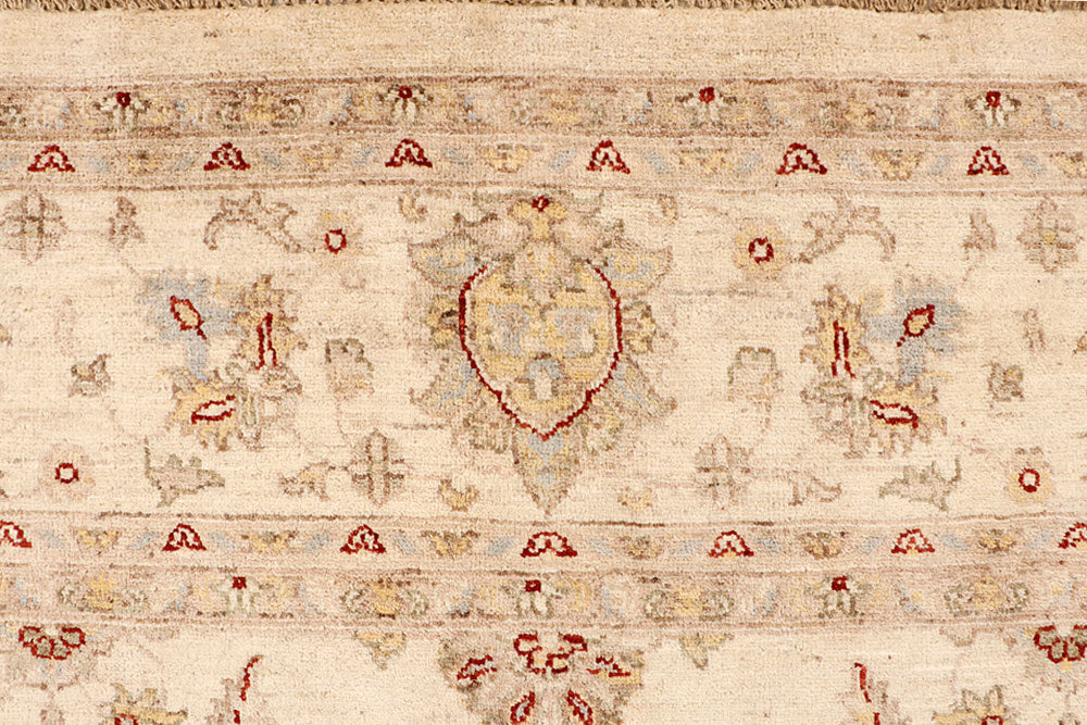 Bisque Ziegler 7' 11 x 9' 9 - No. 66450 - ALRUG Rug Store
