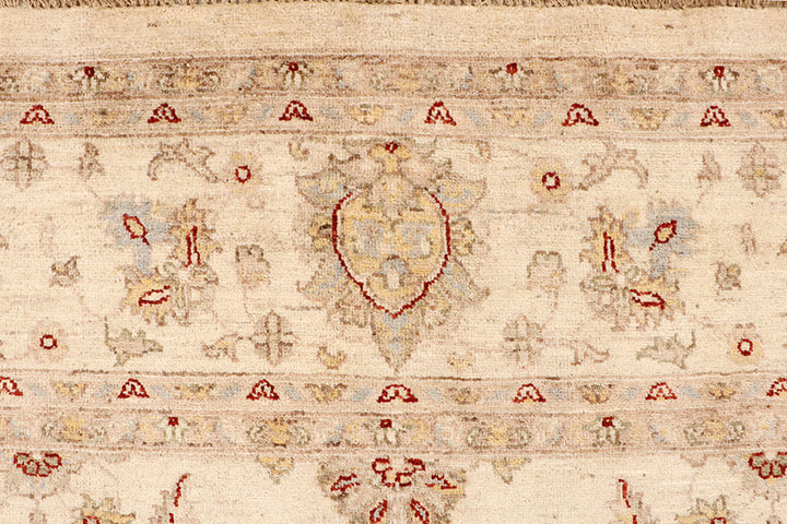Bisque Ziegler 7' 11 x 9' 9 - No. 66450 - ALRUG Rug Store