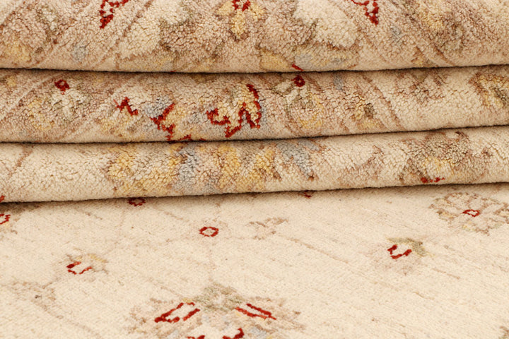 Bisque Ziegler 7' 11 x 9' 9 - No. 66450 - ALRUG Rug Store