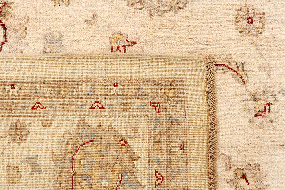 Bisque Ziegler 7' 11 x 9' 9 - No. 66450 - ALRUG Rug Store