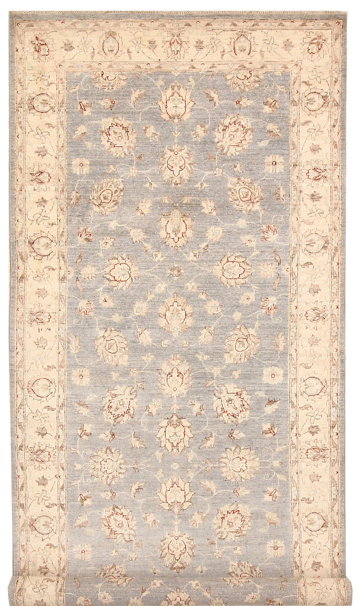 Silver Ziegler 4' 10 x 13' 2 - No. 66465 - ALRUG Rug Store
