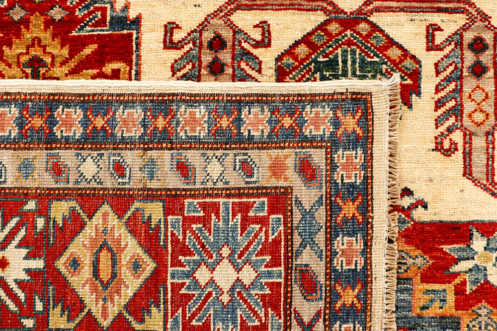 Cornsilk Kazak 5' 7 x 7' 11 - No. 66468 - ALRUG Rug Store