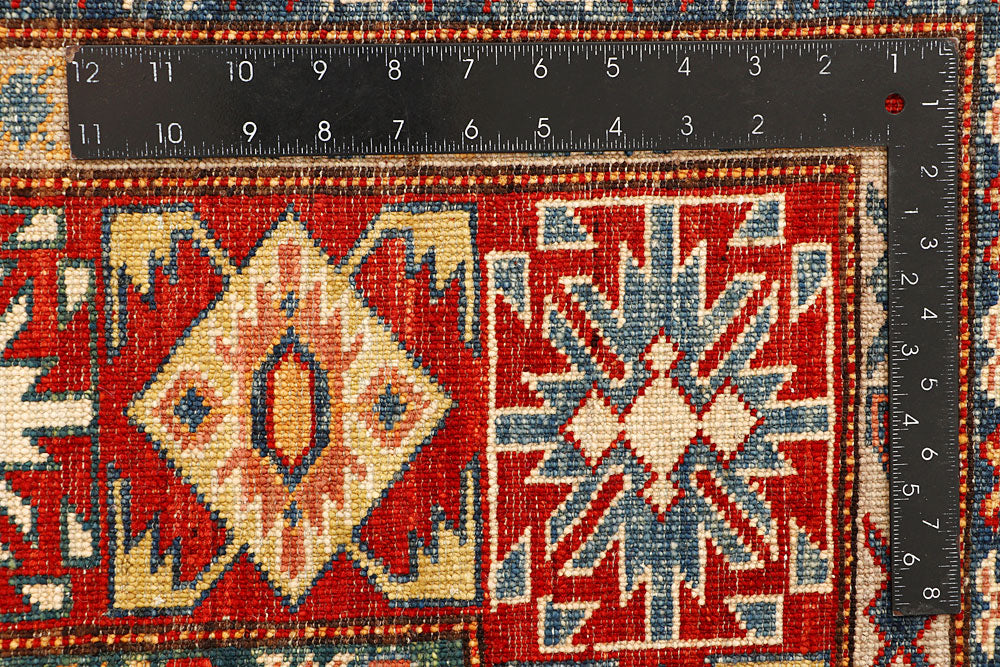 Cornsilk Kazak 5' 7 x 7' 11 - No. 66468 - ALRUG Rug Store