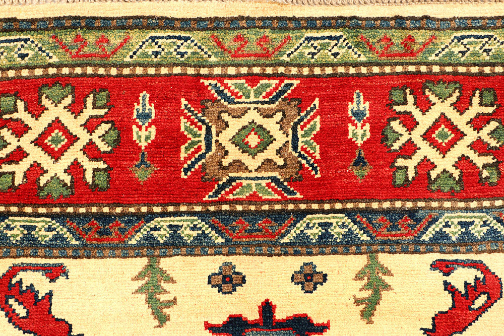 Cornsilk Kazak 5' x 6' 6 - No. 66487 - ALRUG Rug Store