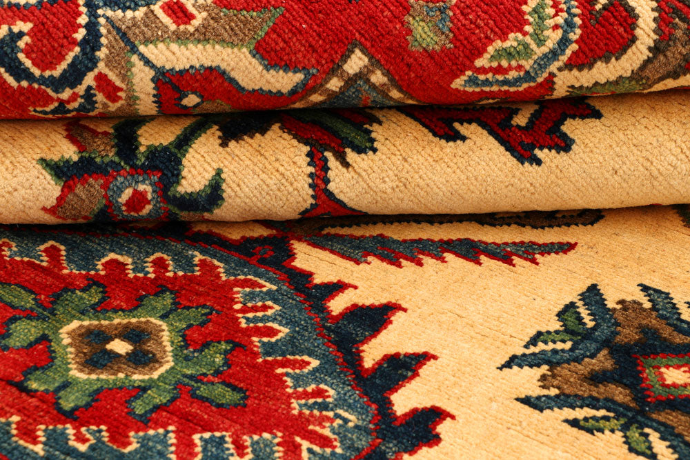 Cornsilk Kazak 5' x 6' 6 - No. 66487 - ALRUG Rug Store