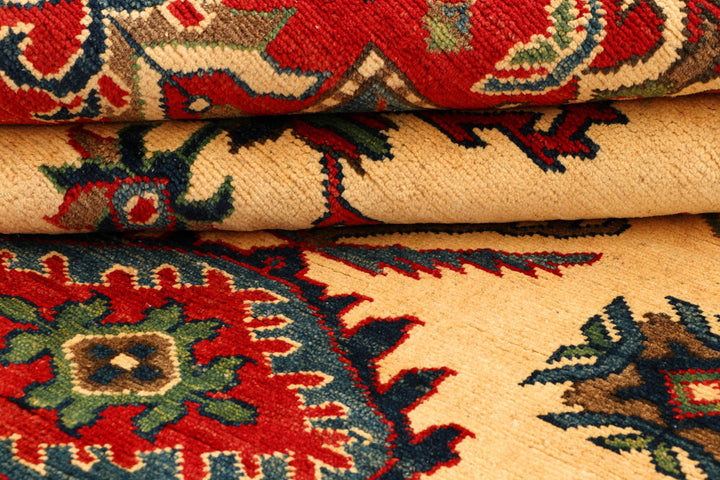 Cornsilk Kazak 5' x 6' 6 - No. 66487 - ALRUG Rug Store