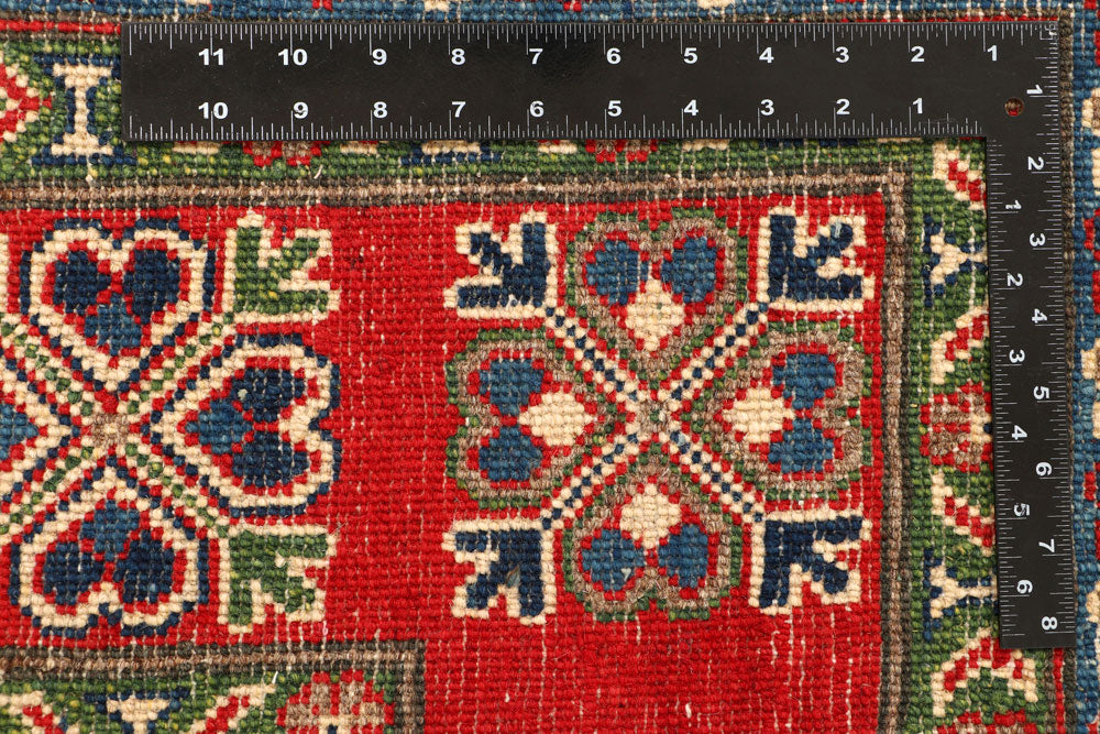 Navajo White Kazak 5' 11 x 9' 4 - No. 66505 - ALRUG Rug Store