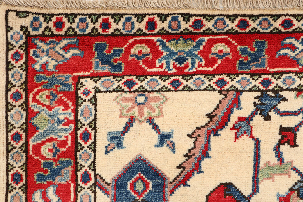Cornsilk Kazak 3' 4 x 5' - No. 66533 - ALRUG Rug Store