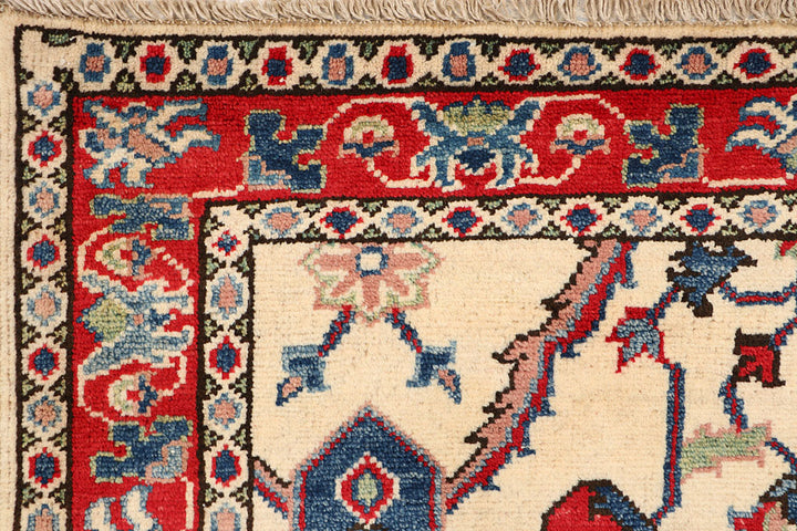 Cornsilk Kazak 3' 4 x 5' - No. 66533 - ALRUG Rug Store