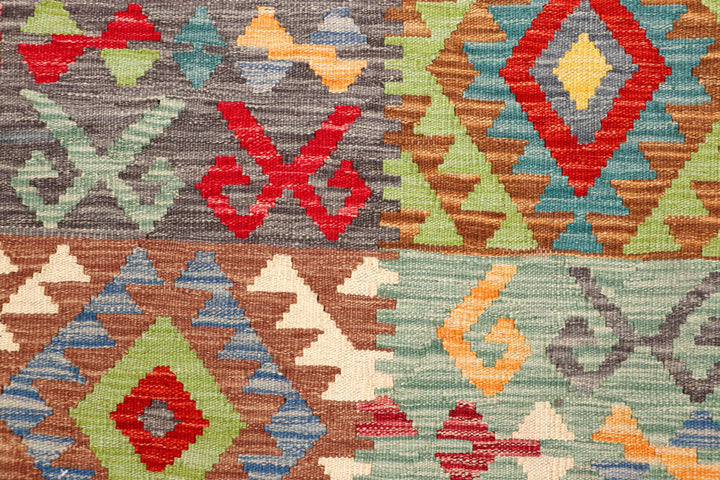 Multi Colored Kilim 5' x 6' 4 - No. 66599 - ALRUG Rug Store