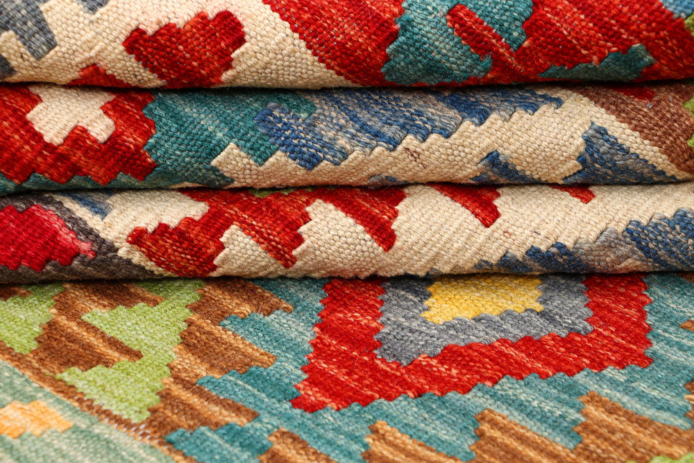 Multi Colored Kilim 5' x 6' 4 - No. 66599 - ALRUG Rug Store