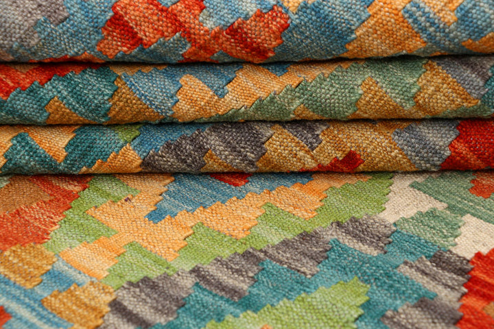Multi Colored Kilim 5' 3 x 6' 4 - No. 66603 - ALRUG Rug Store