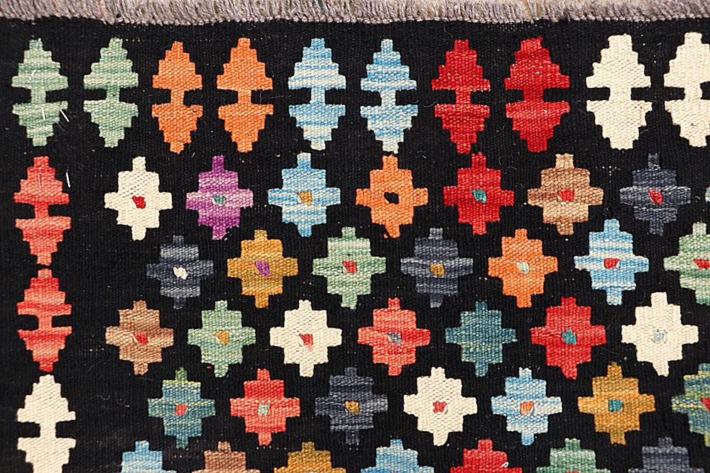 Multi Colored Kilim 5' x 6' 8 - No. 66615 - ALRUG Rug Store