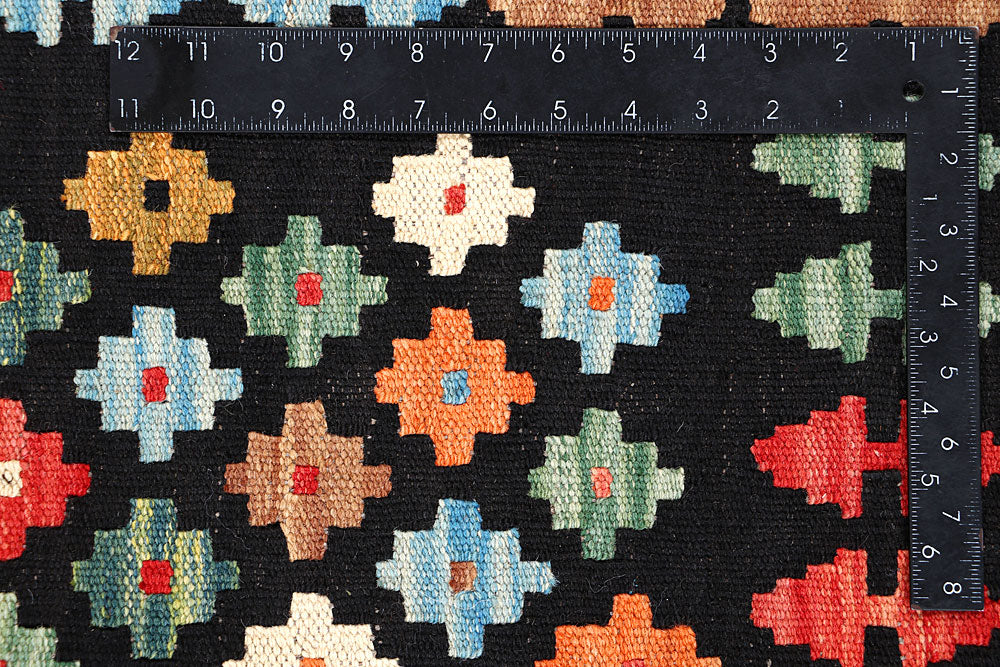 Multi Colored Kilim 5' x 6' 8 - No. 66615 - ALRUG Rug Store