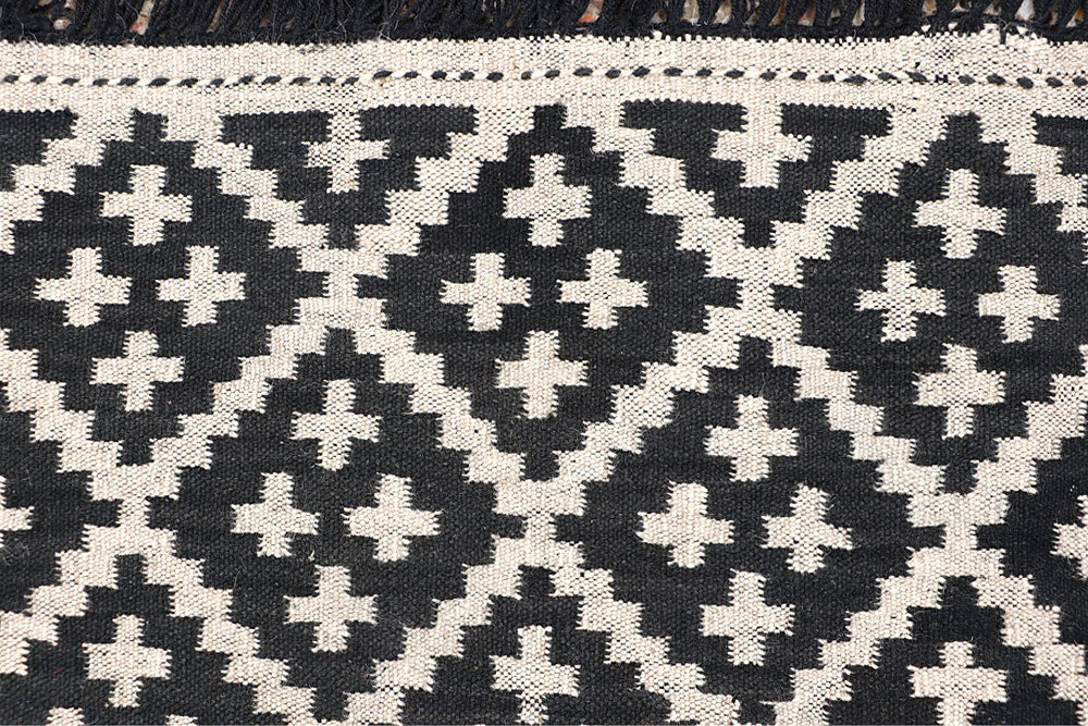 Multi Colored Kilim 4' x 5' 10 - No. 66669 - ALRUG Rug Store