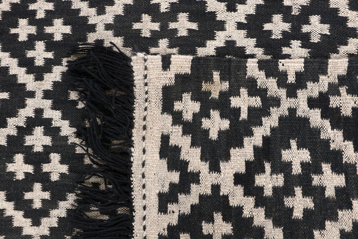 Multi Colored Kilim 4' x 5' 10 - No. 66669 - ALRUG Rug Store