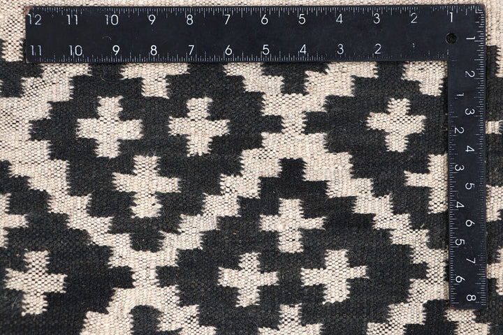 Multi Colored Kilim 4' x 5' 10 - No. 66669 - ALRUG Rug Store