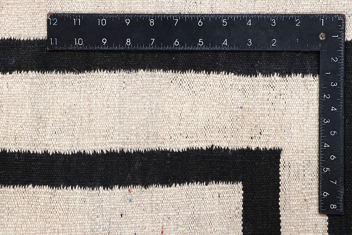 Multi Colored Kilim 3' 11 x 5' 8 - No. 66670 - ALRUG Rug Store