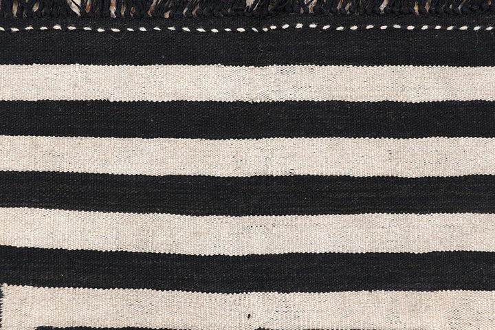 Multi Colored Kilim 3' 8 x 6' 1 - No. 66671 - ALRUG Rug Store