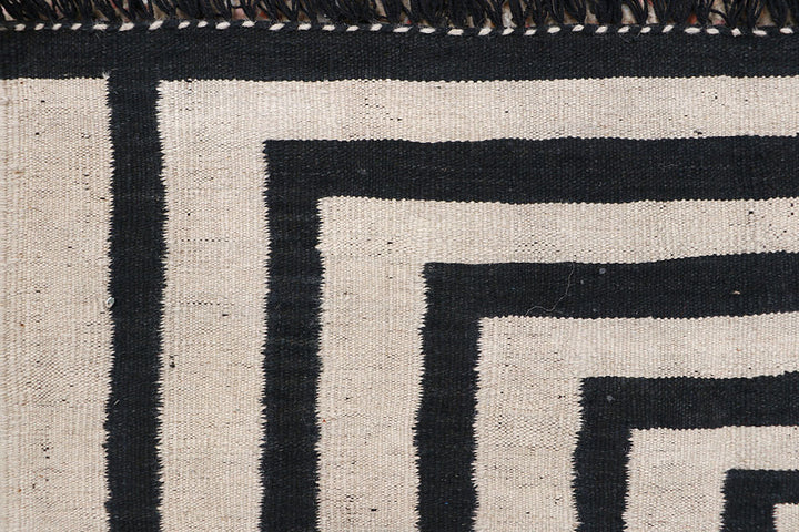 Multi Colored Kilim 3' 5 x 4' 10 - No. 66675 - ALRUG Rug Store