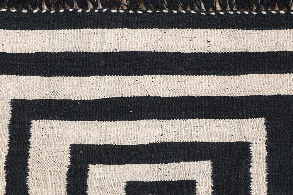 Multi Colored Kilim 3' 5 x 4' 10 - No. 66675 - ALRUG Rug Store