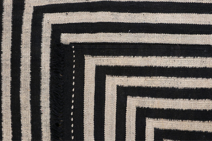 Multi Colored Kilim 3' 11 x 5' 11 - No. 66678 - ALRUG Rug Store