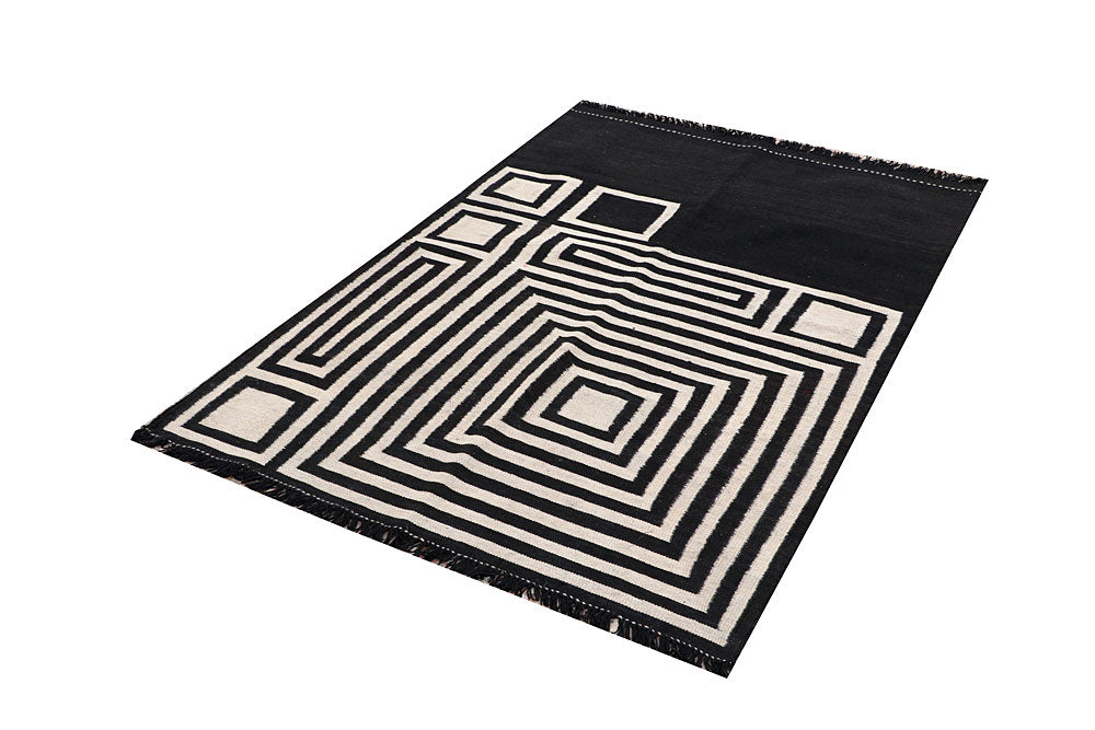 Multi Colored Kilim 4' x 5' 10 - No. 66679 - ALRUG Rug Store