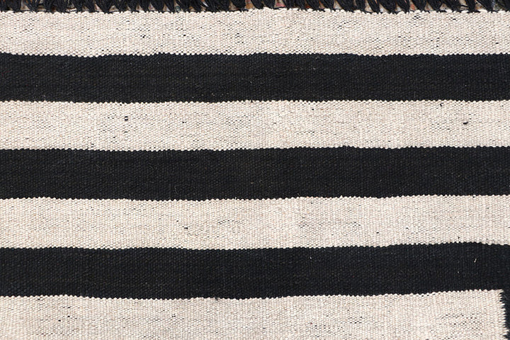 Multi Colored Kilim 4' x 6' 2 - No. 66680 - ALRUG Rug Store