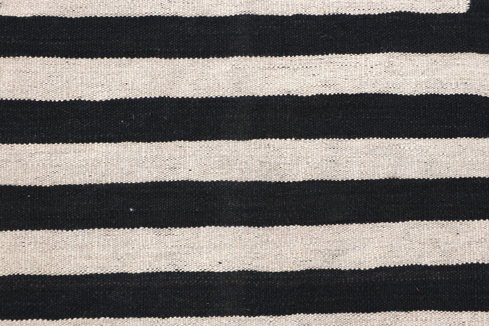 Multi Colored Kilim 4' x 6' 2 - No. 66680 - ALRUG Rug Store