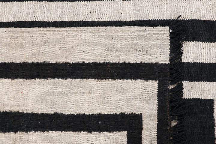 Multi Colored Kilim 4' x 6' 2 - No. 66680 - ALRUG Rug Store