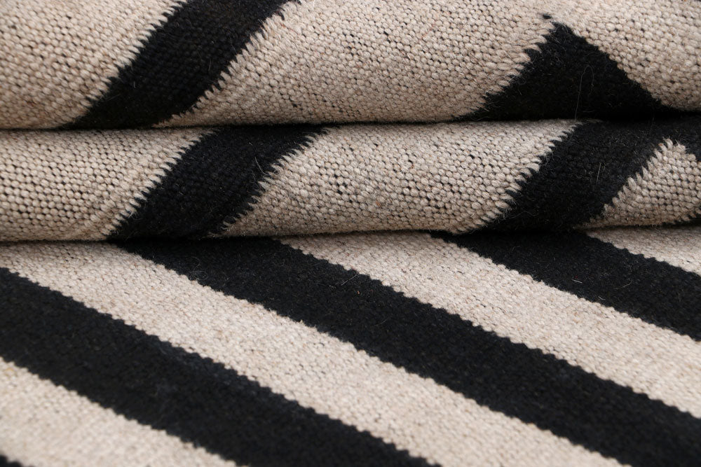 Multi Colored Kilim 4' x 6' - No. 66681 - ALRUG Rug Store