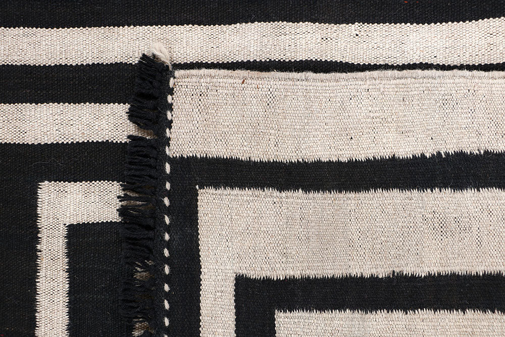 Multi Colored Kilim 4' x 6' - No. 66681 - ALRUG Rug Store