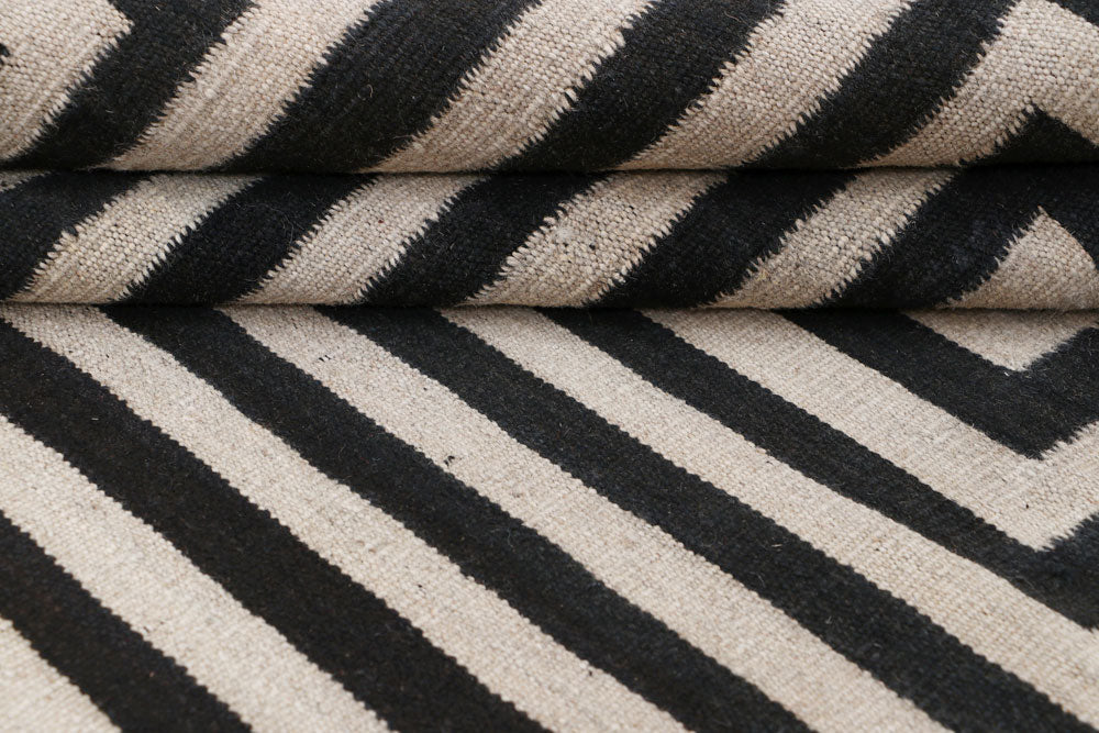 Multi Colored Kilim 4' 11 x 6' 5 - No. 66688 - ALRUG Rug Store