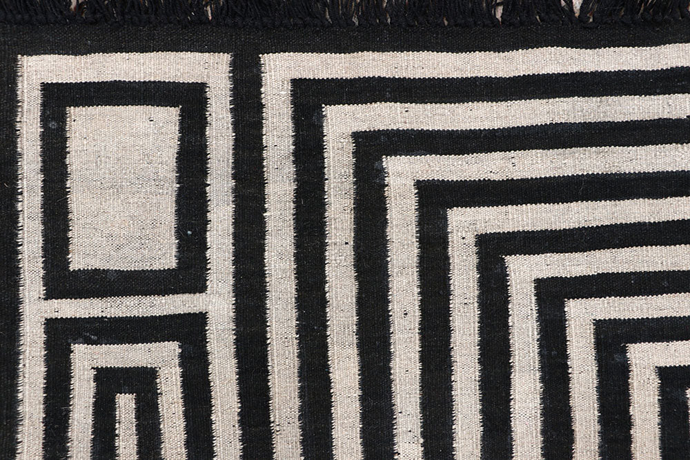 Multi Colored Kilim 5' 1 x 6' 6 - No. 66690 - ALRUG Rug Store