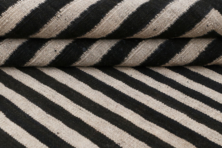 Multi Colored Kilim 5' 1 x 6' 6 - No. 66690 - ALRUG Rug Store