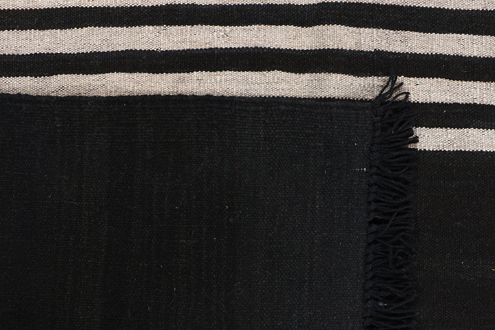 Multi Colored Kilim 5' 1 x 6' 6 - No. 66690 - ALRUG Rug Store