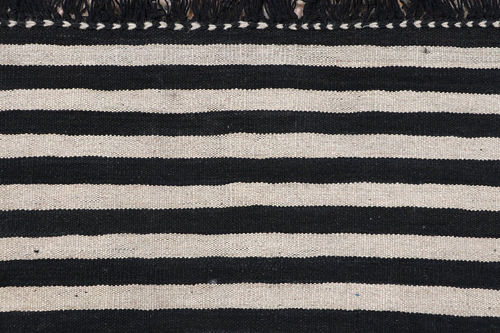 Multi Colored Kilim 5' 1 x 6' 3 - No. 66691 - ALRUG Rug Store