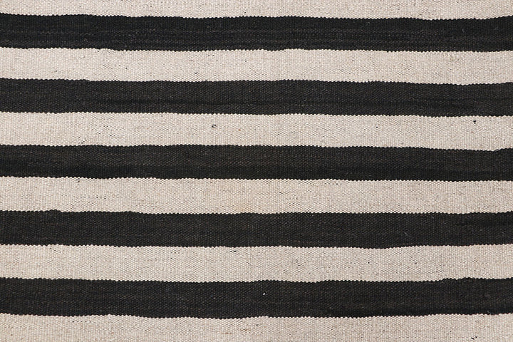 Multi Colored Kilim 5' x 6' 5 - No. 66692 - ALRUG Rug Store