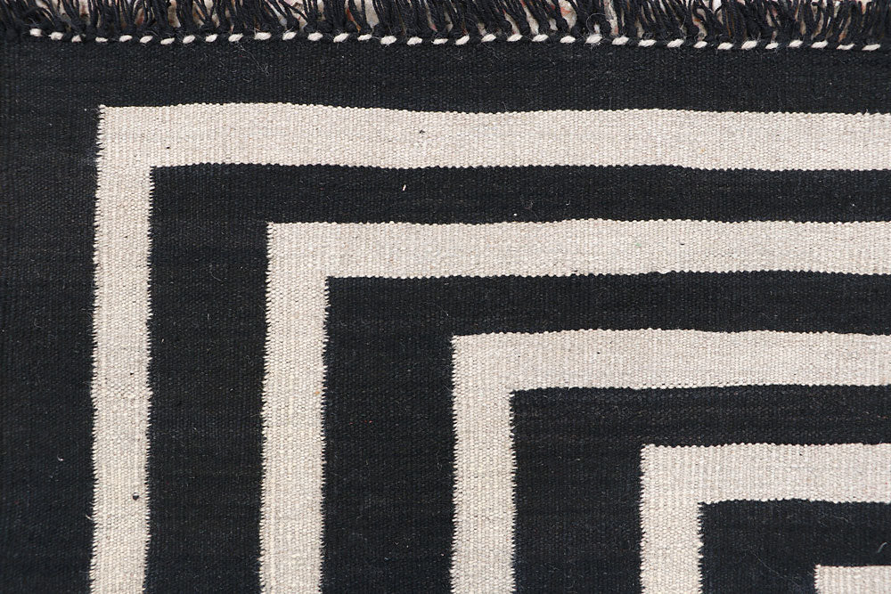 Multi Colored Kilim 4' 11 x 6' 7 - No. 66693 - ALRUG Rug Store