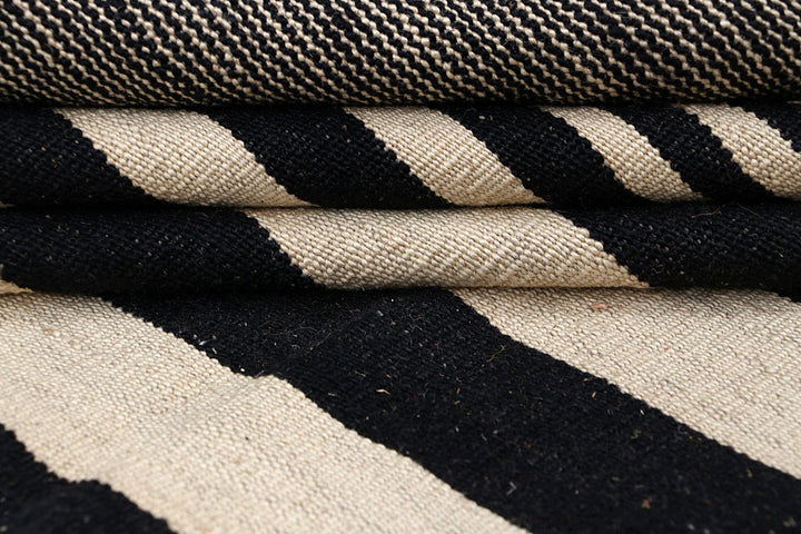 Multi Colored Kilim 6' 8 x 9' 9 - No. 66719 - ALRUG Rug Store